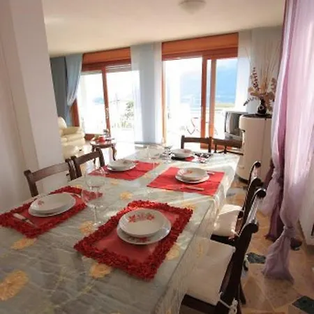 Prázdninový dům White House *