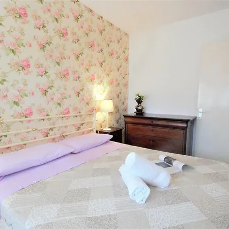 Holiday home White House